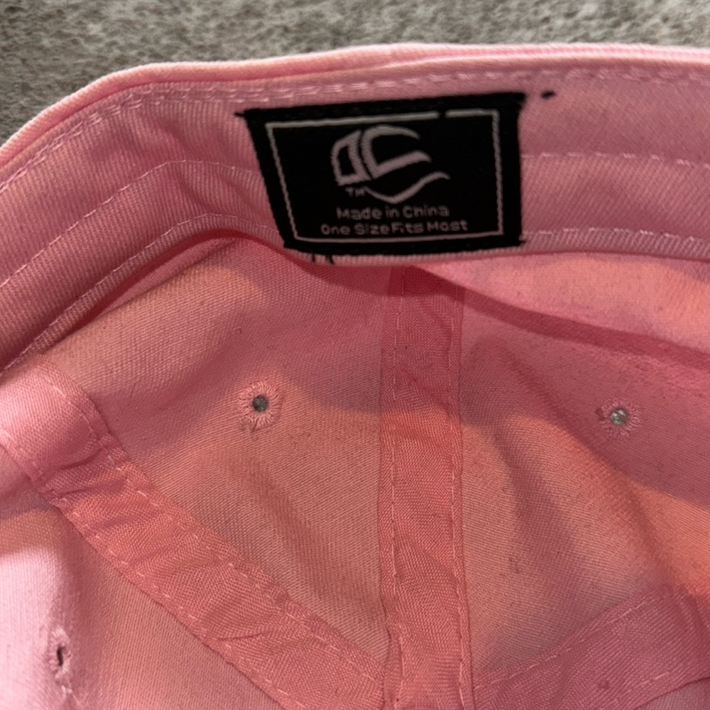 Pink hat - Picture 2 of 3